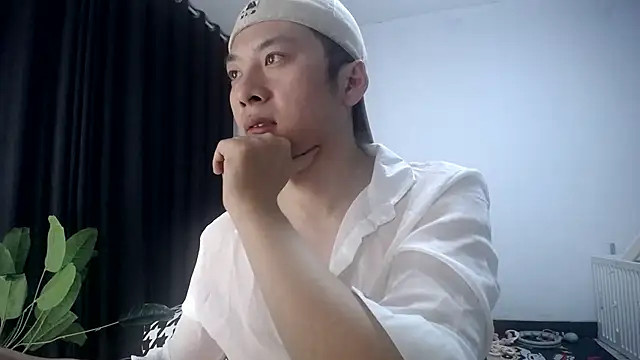 צ'אט XXX בשידור חי של yichen008