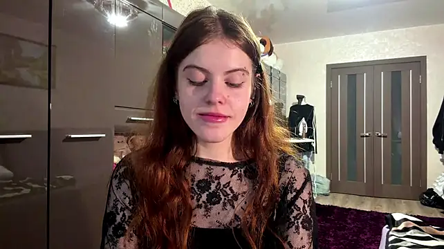 Онлайн чат XXX BuzzingRaid