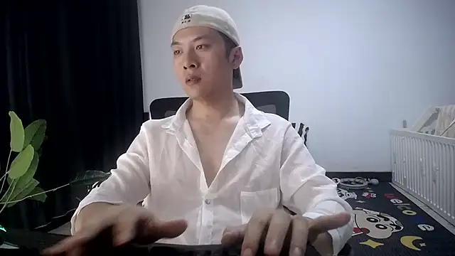 yichen008 Chat XXX in diretta