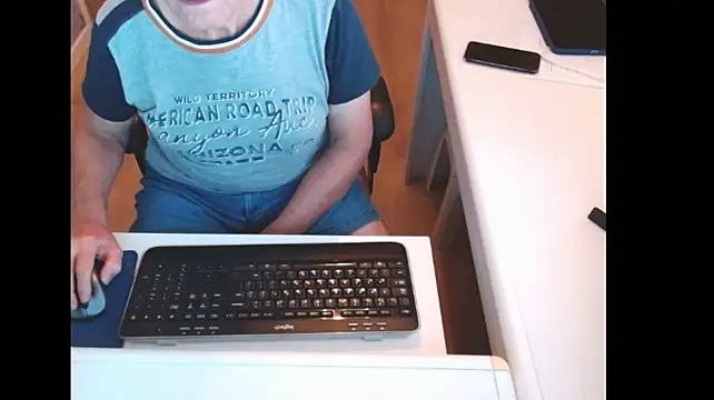 dutchpornking Chat XXX in diretta