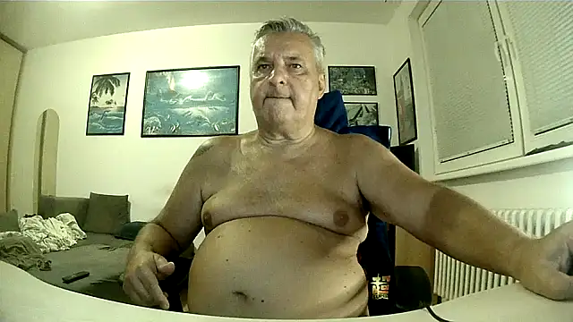 Robert_SK1's Live XXX Chat