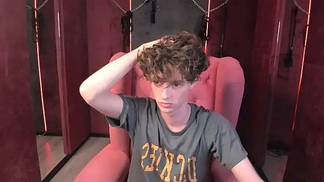 LukeSweet Live XXX Chat