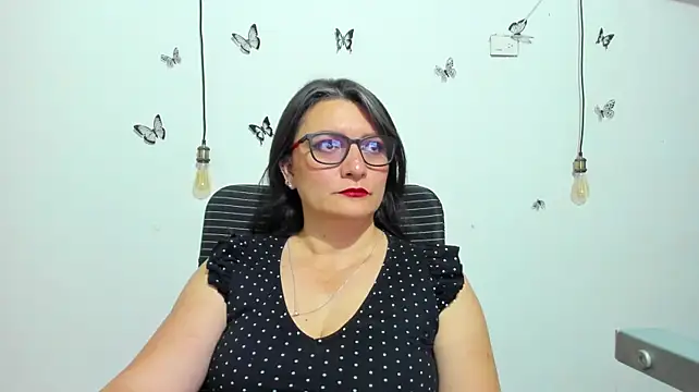 Amie_Adams82_ Chat XXX in diretta