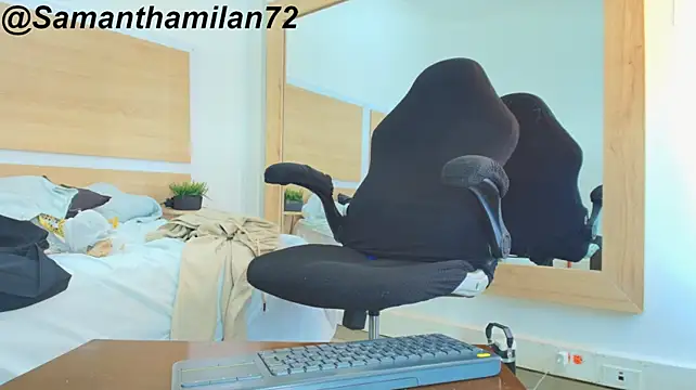 SamanthaMilann's Live XXX Chat