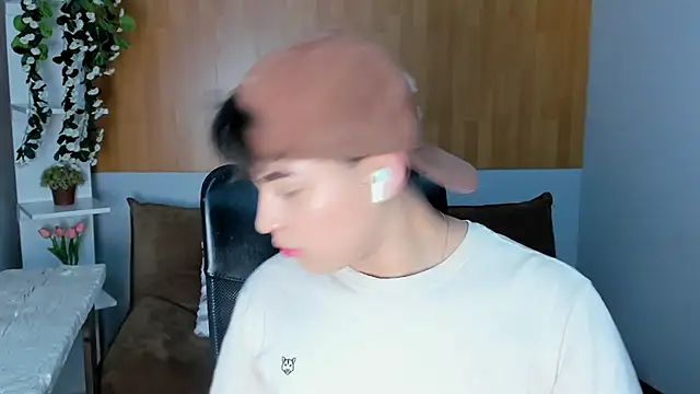 Danny_George élő XXX-chatje
