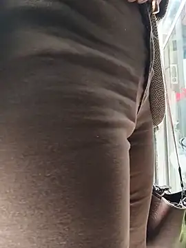 emma_tourのライブXXXチャット