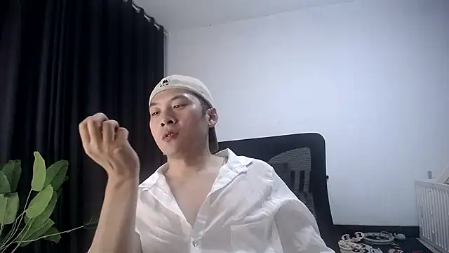 XXX chat uživo modela yichen008