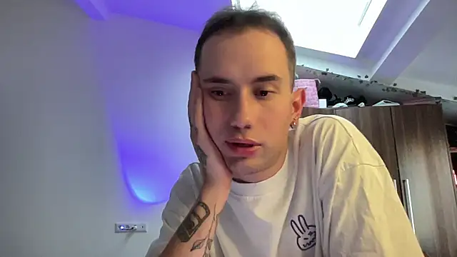 Sour_Boy – Naživo XXX chat