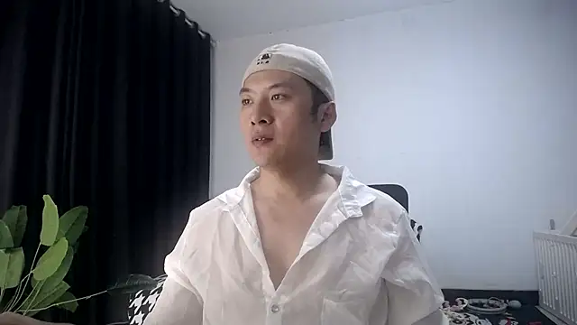 Онлайн чат XXX yichen008