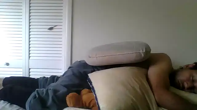 XjjripppX Show in webcam