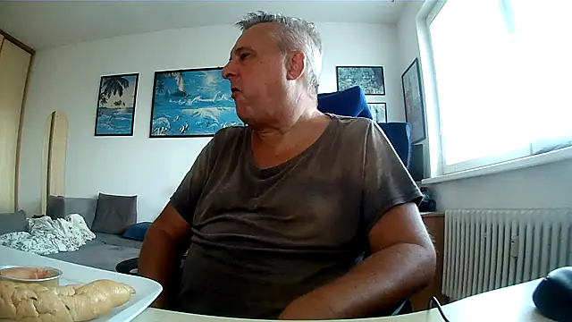 XXX chat uživo modela Robert_SK1