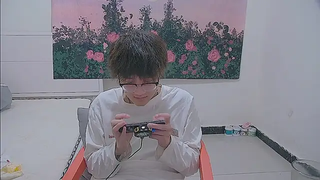 دردشة KK-cuteboy الجنسية المباشرة