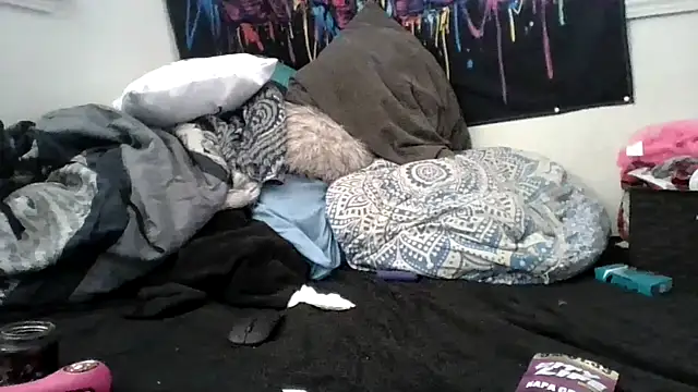 Chat +18 de MinnieSnow ao vivo