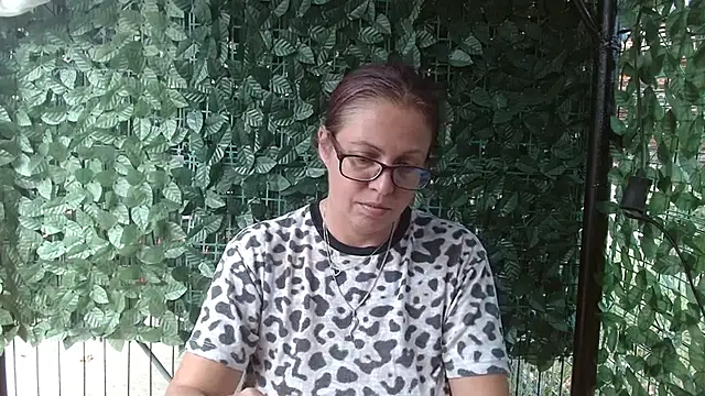 LadyHellene Live XXX-Chat