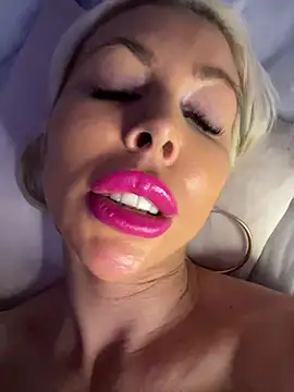 Jemma-J's Webcam Show