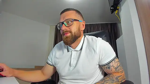 Онлайн чат XXX Findom_guy