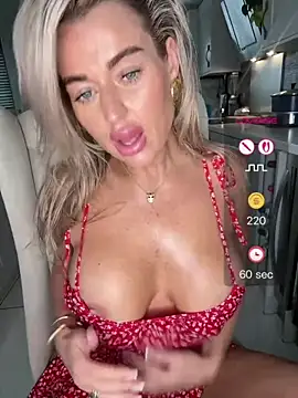 Carmel_Louise Live XXX-Chat