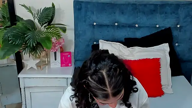 Aronandmoli69's Live XXX Chat