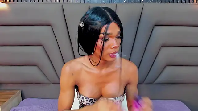 NaomiSteward 라이브 XXX 채팅