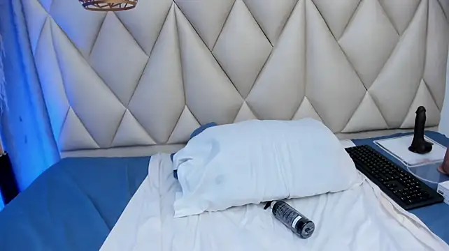 Ibbie_drastic Adlı Modelin Canlı XXX Sohbeti
