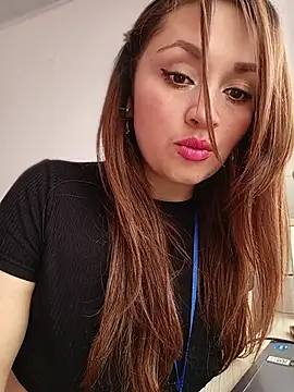 Alejandra_N Adlı Modelin Canlı XXX Sohbeti