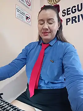 Chat +18 de Hannah-colx ao vivo