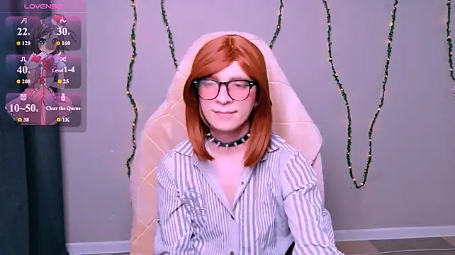FoxyPuff live XXX chat