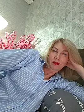 stellahere8 Chat XXX in diretta