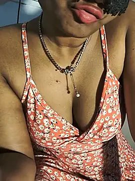 Chat XXX ao vivo de DIRTYSECRET_QUEEN_07