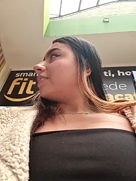 Angela__05のライブXXXチャット