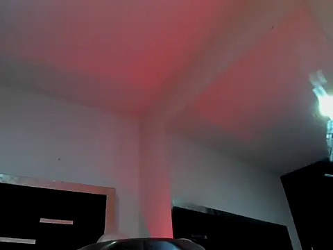 Chat +18 de Vicky_doll333 ao vivo