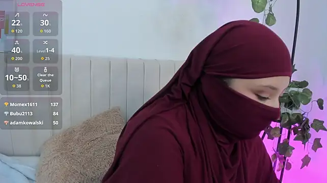 Maysanoor Adlı Modelin Canlı XXX Sohbeti