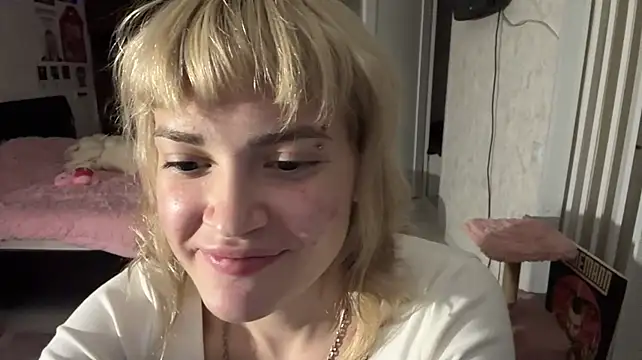 MagalyEssinger – Live XXX-chat
