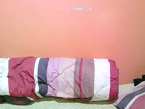 mis_midnight élő XXX-chatje