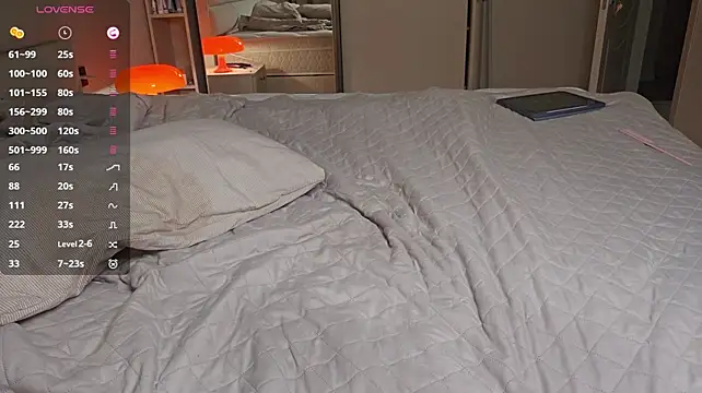 LongChillGerl Chat XXX in diretta