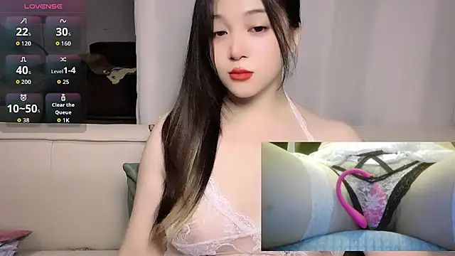 woaiqinqin's Live XXX Chat