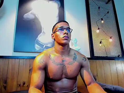 NicolasStonee Live XXX-Chat