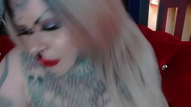 Venus_Rock Adlı Modelin Canlı XXX Sohbeti