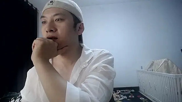 yichen008 Live XXX Chat