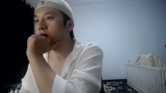 yichen008 Chat XXX in diretta