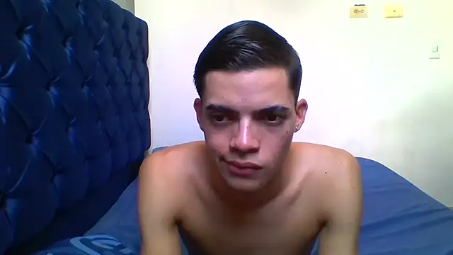 Latinos_2001 现场XXX聊天
