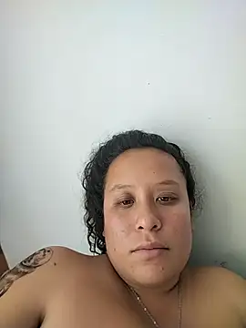 Chat XXX en directo de You-sexy-starr