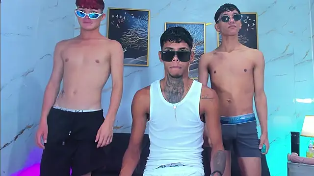 Pokazy przed kamerką – Kleyn_black