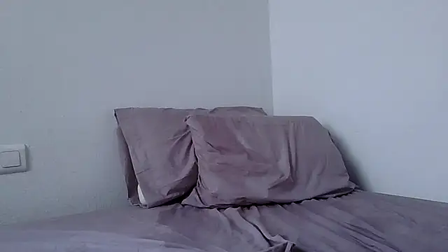 yanick931 webcam show