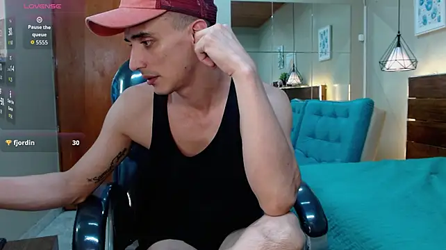 FelipeFriendly – Naživo XXX chat