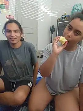 cinnaminnie Live XXX-chat