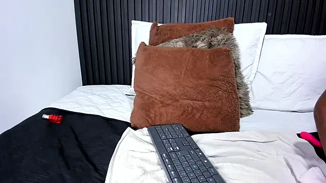 Slutty_Vicky's Live XXX Chat