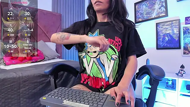EviieGothellのライブXXX チャット