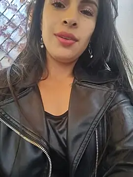 دردشة Astrid-- الجنسية المباشرة
