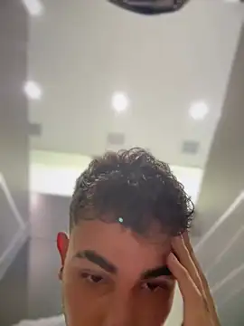 Big_Snake77 Live XXX-Chat
